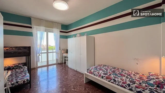 Kids room; wood floor, natural light