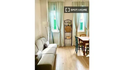 Wohnzimmer; tageslicht, holzboden