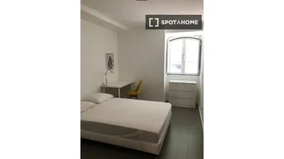 Спаваћа соба; природно светло