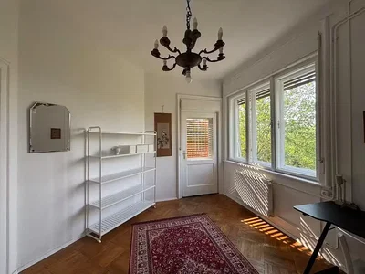 Overig; houten vloer, natuurlijk licht