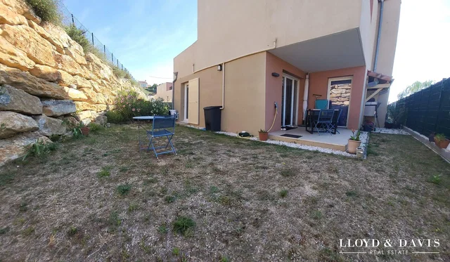 Terrace; natural light, view