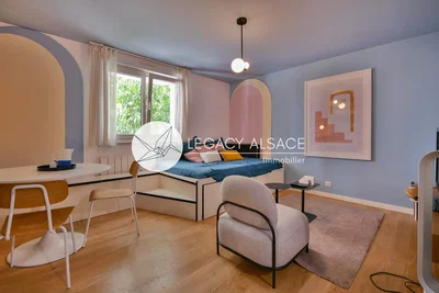 Bedroom; wood floor, natural light, modern style