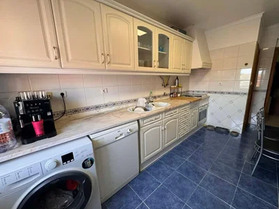 Cuisine; électroménager, carrelage