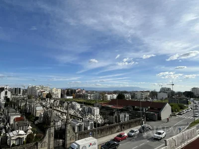 Casa e arredores; vista