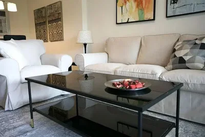 Soggiorno; luce naturale, stile moderno