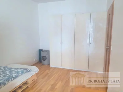 Bedroom; wood floor, natural light