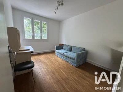 Salon; parquet, lumière naturelle