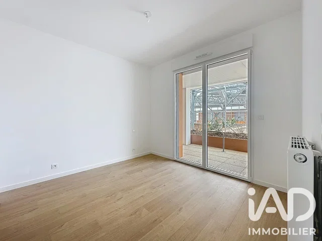 Autre; parquet, lumière naturelle