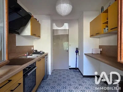 Cuisine; électroménager, carrelage