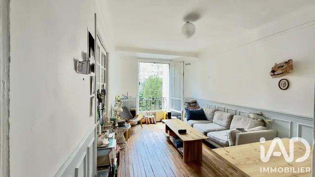 Wohnzimmer; holzboden, tageslicht, moderner stil