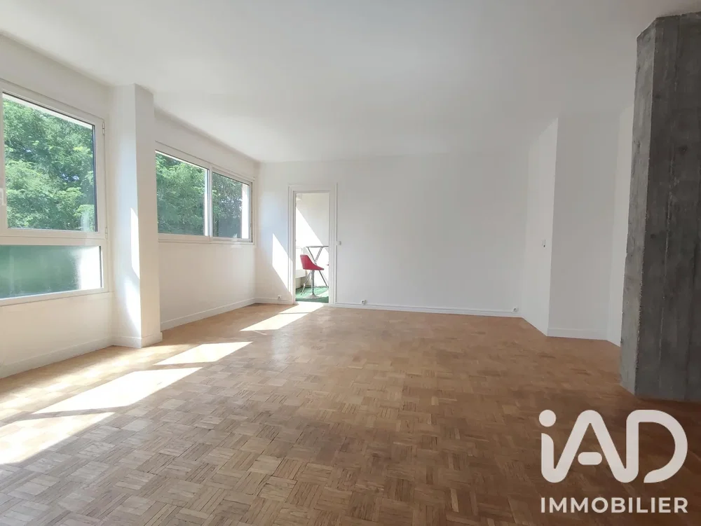 Wohnzimmer; holzboden, tageslicht, blick