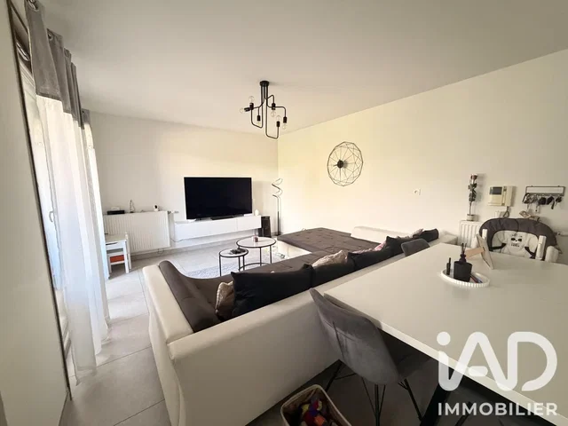 Wohnzimmer; tageslicht, moderner stil