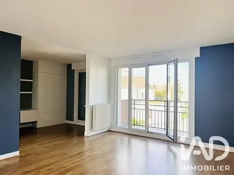 Wohnzimmer; holzboden, tageslicht, blick