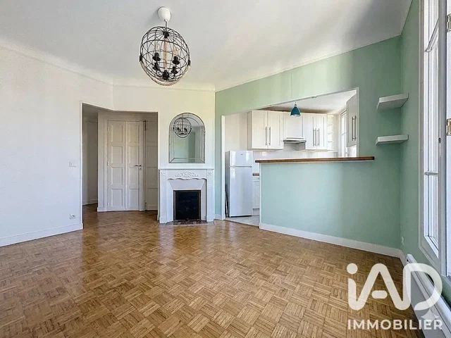 Living room; fireplace, wood floor, natural light