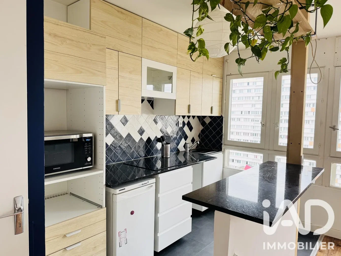 Cucina; elettrodomestici, vista, luce naturale