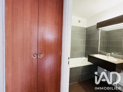 Bagno; pavimento in piastrelle, ristrutturato, luce naturale