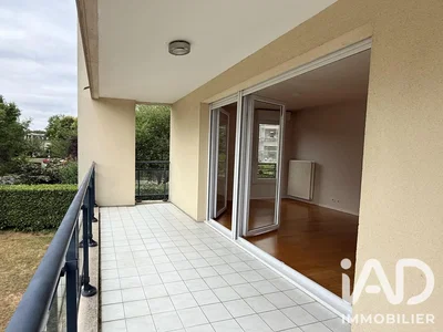 Balkon; fliesenboden, tageslicht, blick