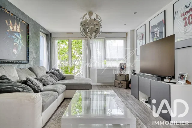 Wohnzimmer; tageslicht, moderner stil