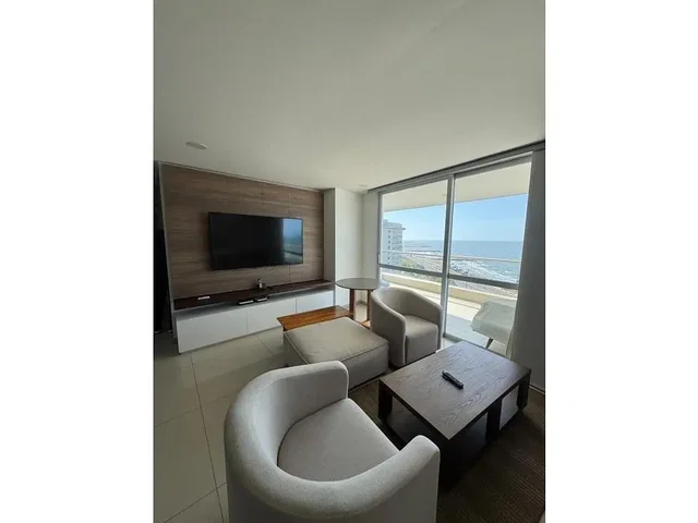 Salón; vista, luz natural, estilo moderno