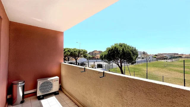 Balcón; vista, luz natural