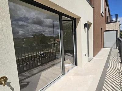 Balcone; vista, luce naturale