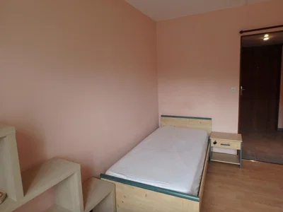 Chambre; parquet, lumière naturelle