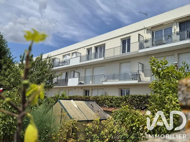 Casa e arredores