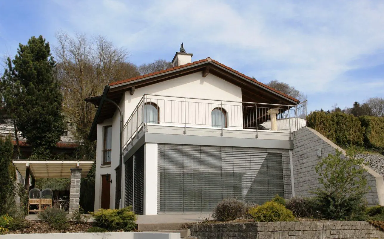 Casa e dintorni; vista, luce naturale