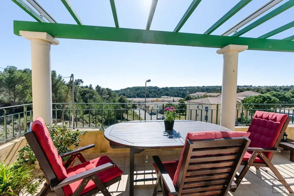 Terraço; vista, luz natural