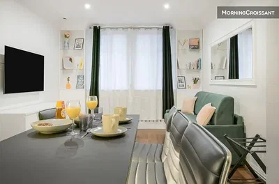 Dnevna soba; prirodno svjetlo, moderni stil
