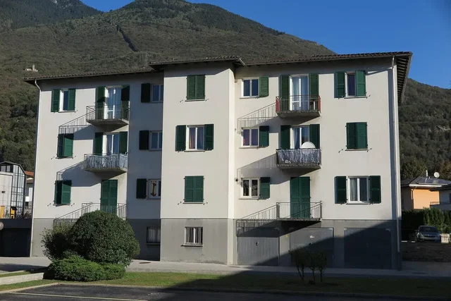 Dom i otoczenie; widok