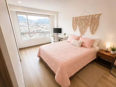 Chambre; vue, lumière naturelle, style moderne