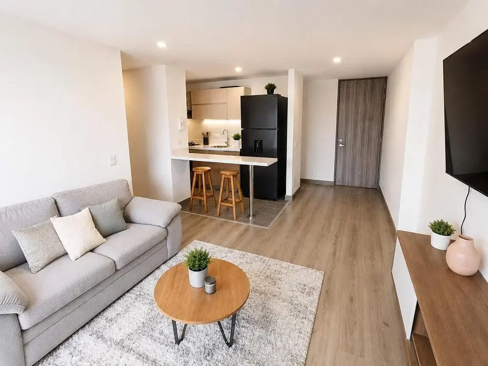 Salon; électroménager, parquet, lumière naturelle, style moderne