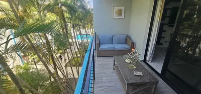Balkon; uitzicht, natuurlijk licht, moderne stijl