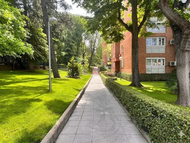 Casa e dintorni; luce naturale, vista
