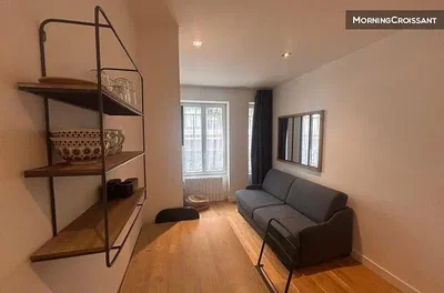 Salon; parquet, lumière naturelle