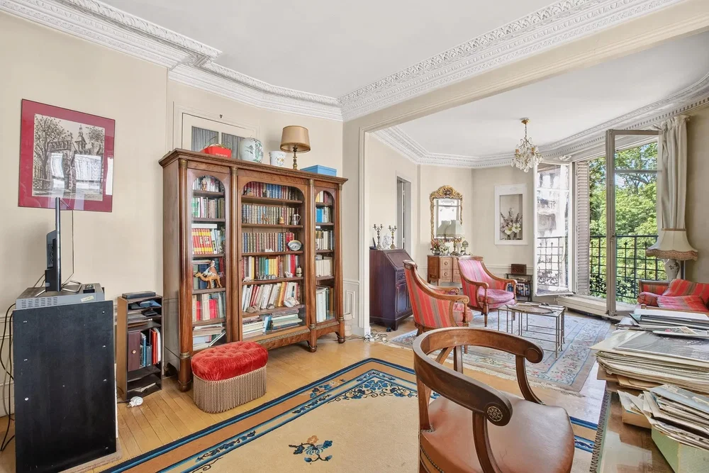 Salon; parquet, lumière naturelle, style rustique