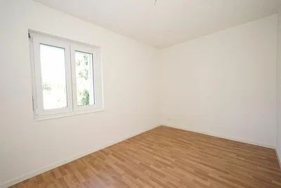 Chambre; parquet, lumière naturelle