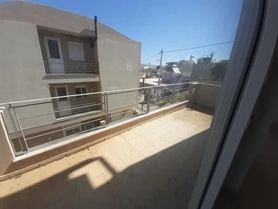 Balcon; carrelage, lumière naturelle, vue