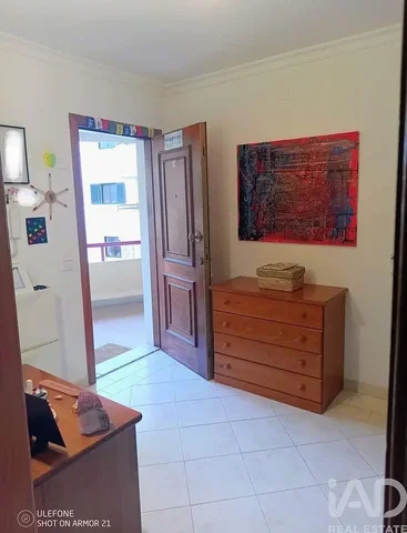 Bedroom; wood floor, rustic style, natural light