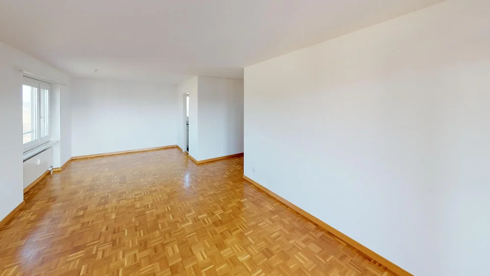 Altro; pavimento in legno, luce naturale