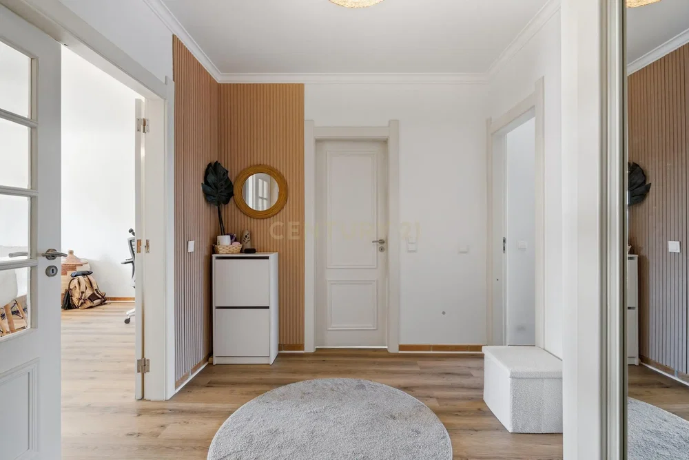 Salon; parquet, lumière naturelle