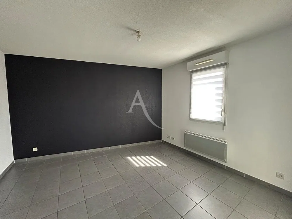 Autre; carrelage, lumière naturelle