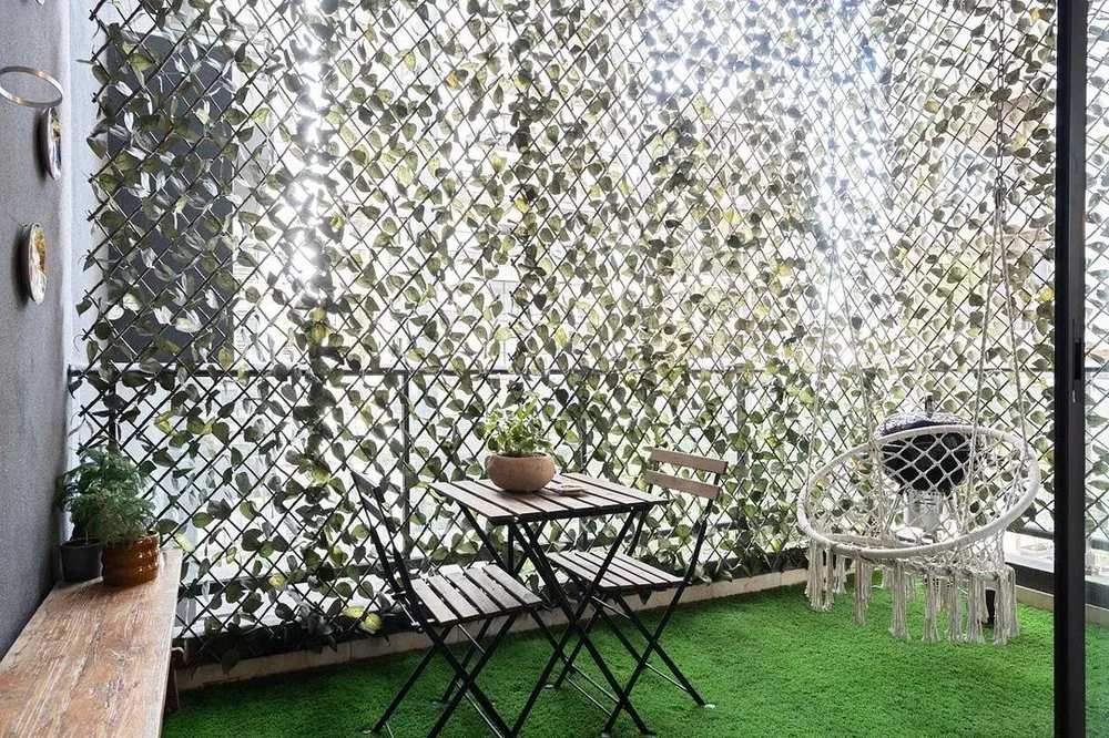 Balkon; přirozené světlo, rustikální styl