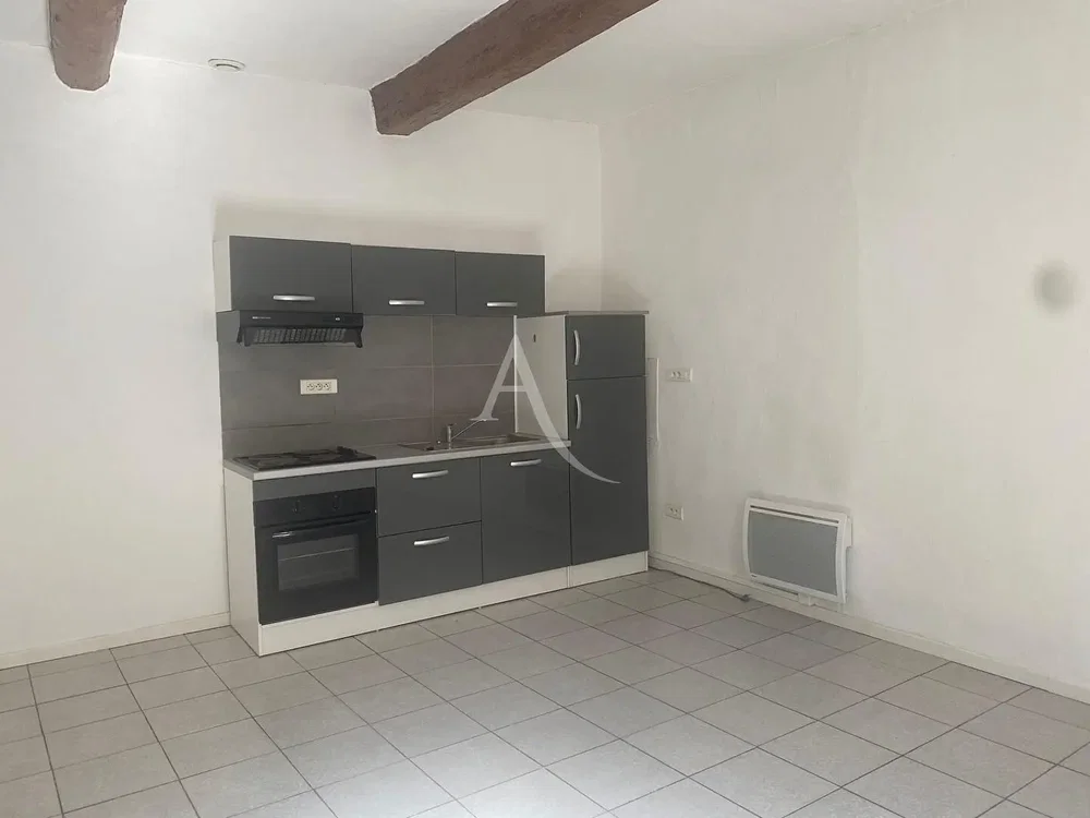 Cuisine; carrelage, électroménager