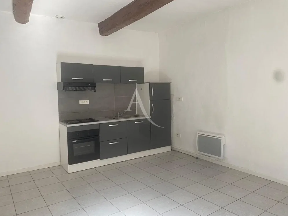 Cuisine; carrelage, électroménager