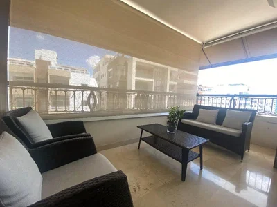 Balkon; přirozené světlo, výhled