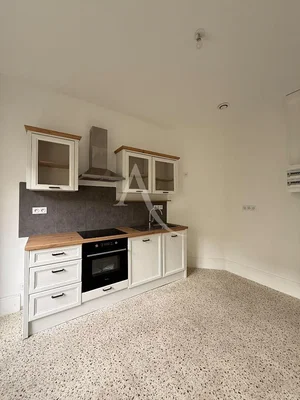 Cuisine; électroménager, carrelage