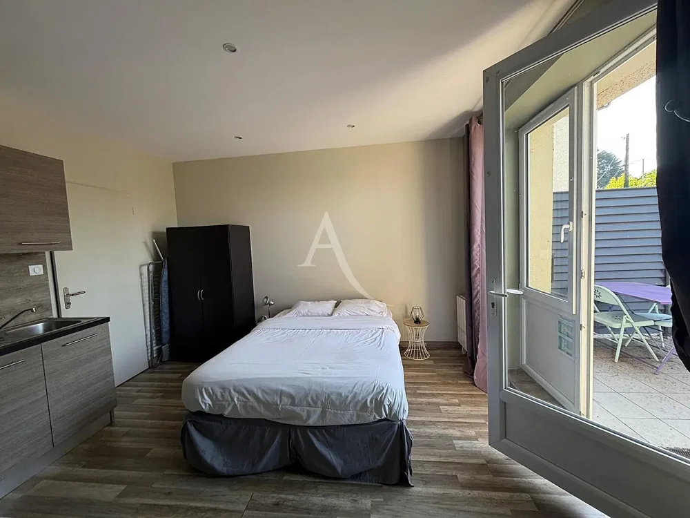 Chambre; parquet, lumière naturelle