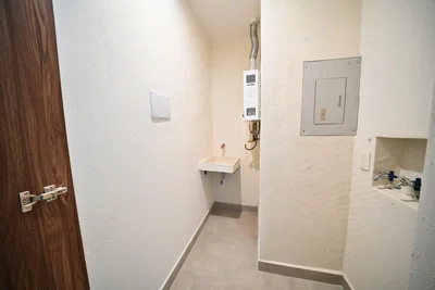 Toilette; fliesenboden